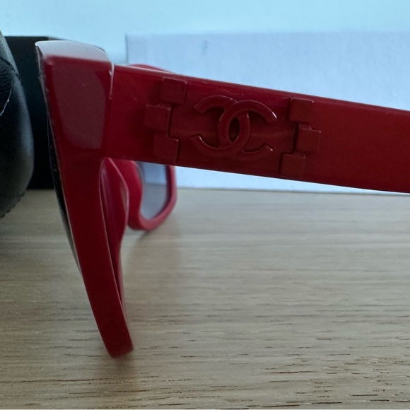 Chanel 5313 Butterfly Sunglasses NEW IN BOX - Picture 5 of 8